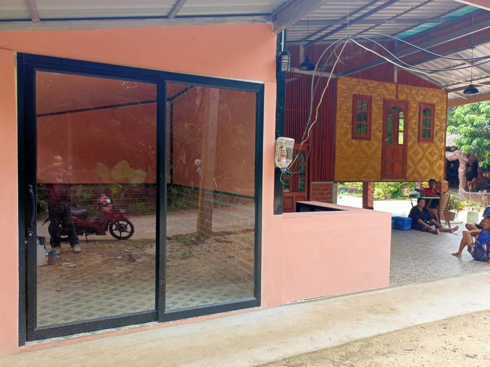 khai jungle experience wassana camp Luxury tent in Khlong Sok