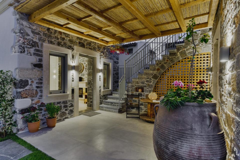 Property building, Seating area