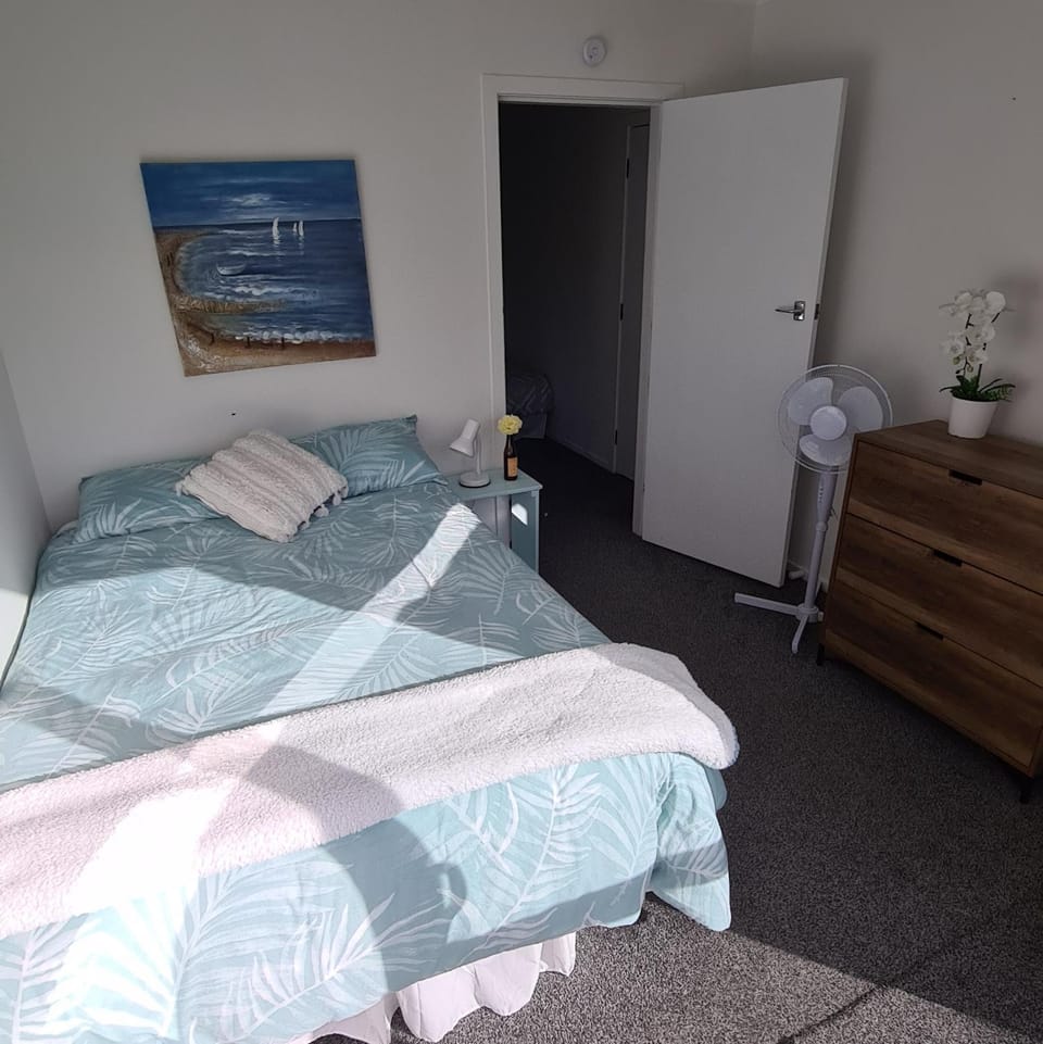 Matapouri bach - beautiful Northland beach House in Northland