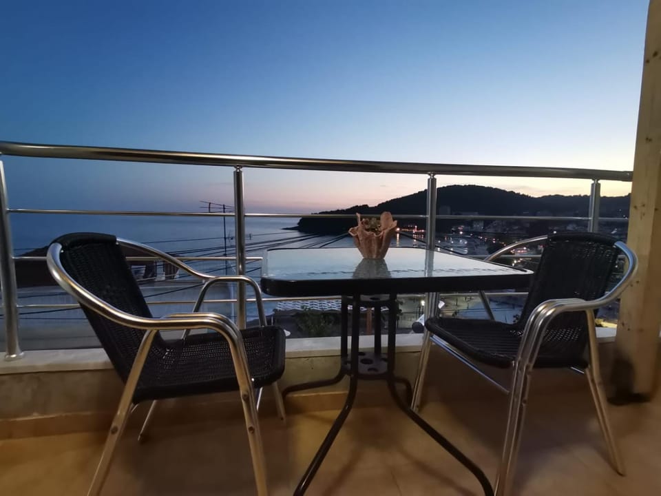 View (from property/room), Balcony/Terrace, Sea view