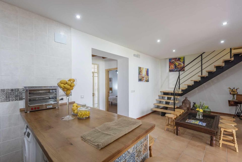 Kitchen or kitchenette, Area and facilities
