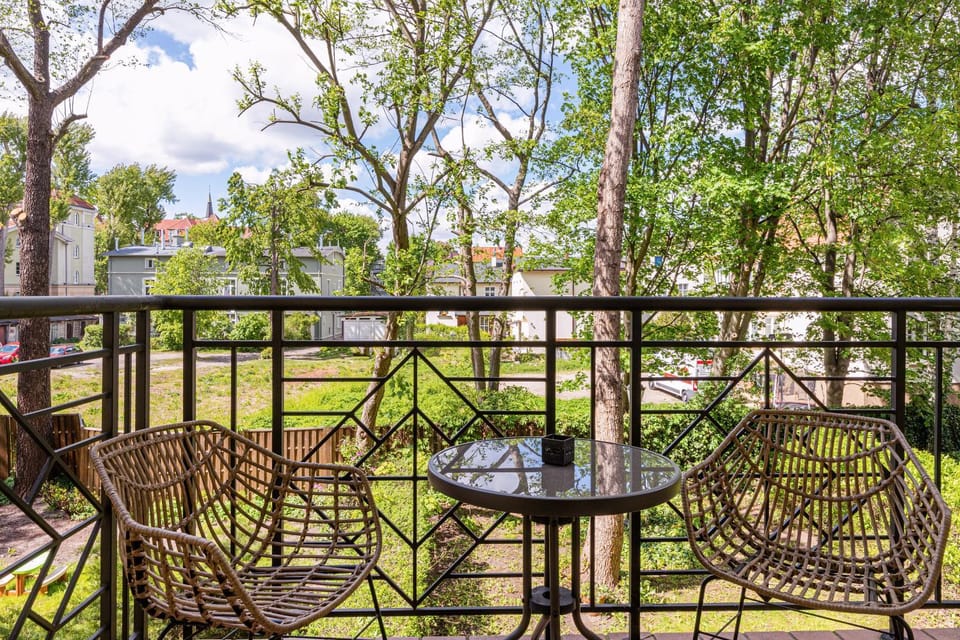 Balcony/Terrace, Garden view