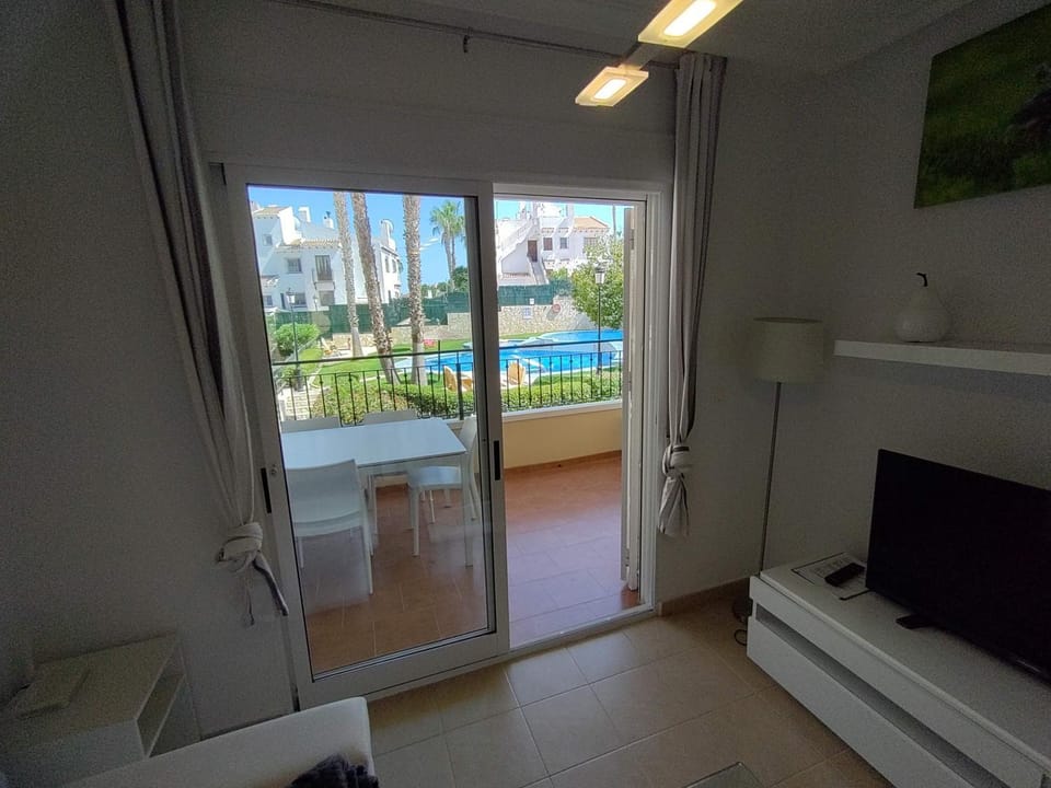 Lovely apartment with pool view Apartment in Vega Baja del Segura