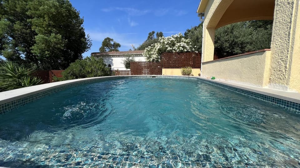 Casa Mas Fumats con piscina terraza y garaje AV-49 House in Alt Empordà