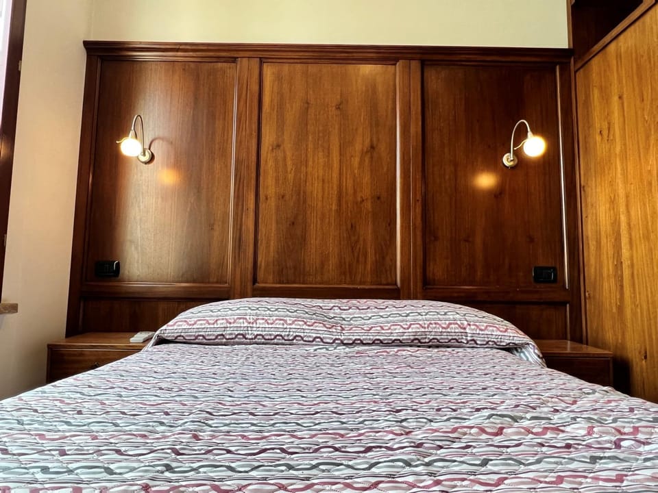 Provenzano Studios Apartment in Siena