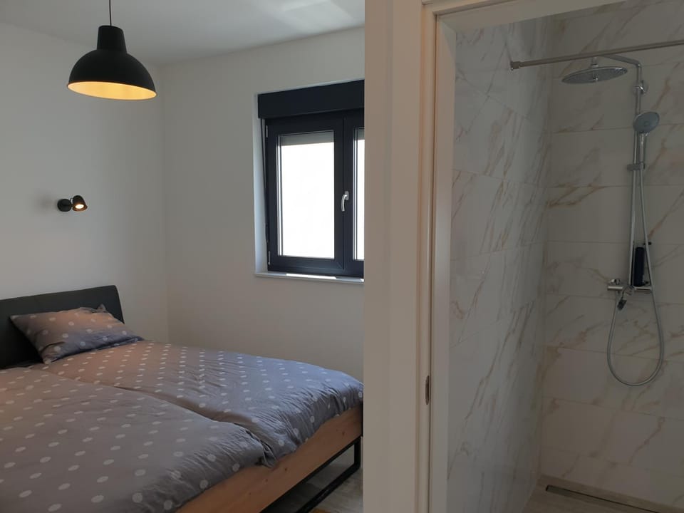 Apartman Retro with heated pool and gym for 8 Apartment in Murter