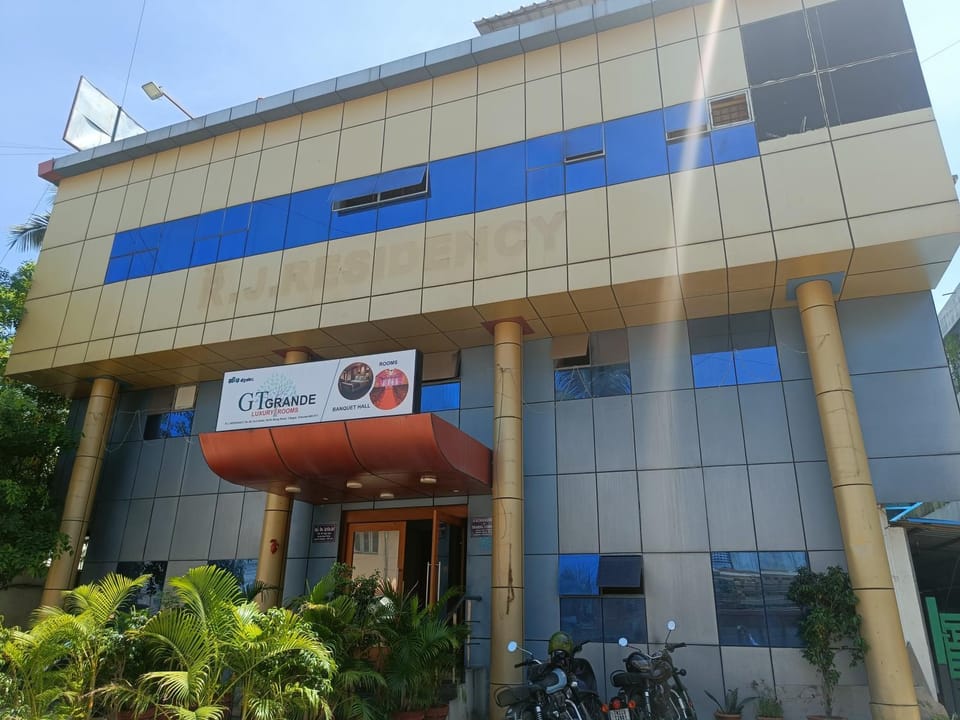Property building, Day
