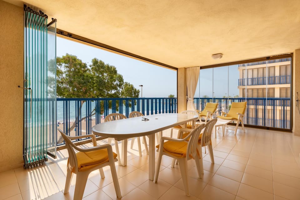 View (from property/room), Balcony/Terrace