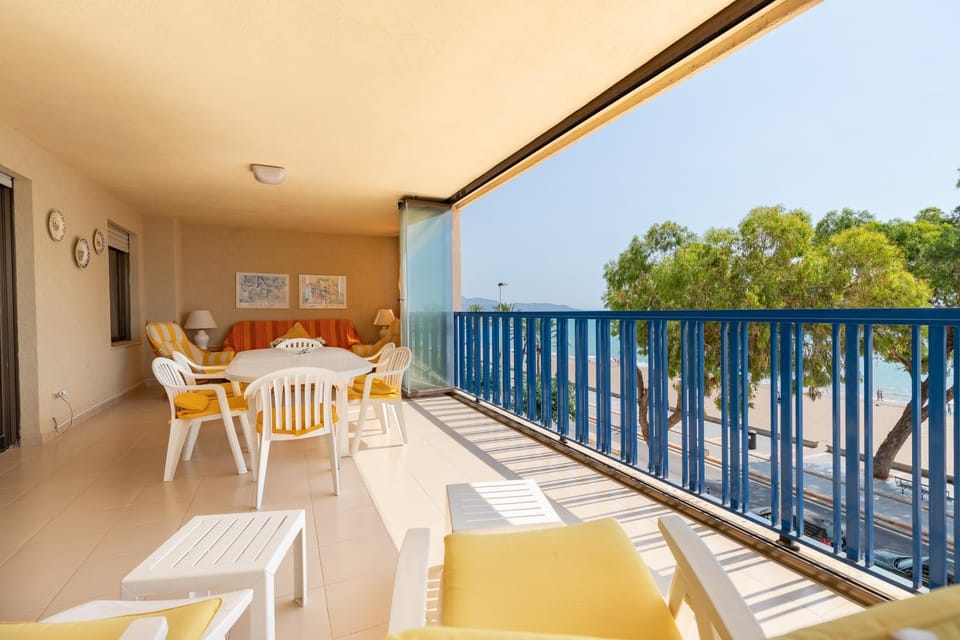 View (from property/room), Balcony/Terrace, Sea view