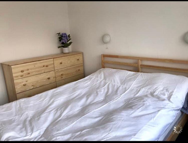 Great price, lovely comfy flat.2 mins from the sea Apartment in Lyme Regis