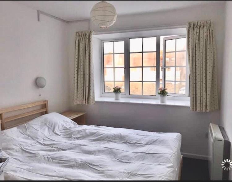 Great price, lovely comfy flat.2 mins from the sea Apartment in Lyme Regis