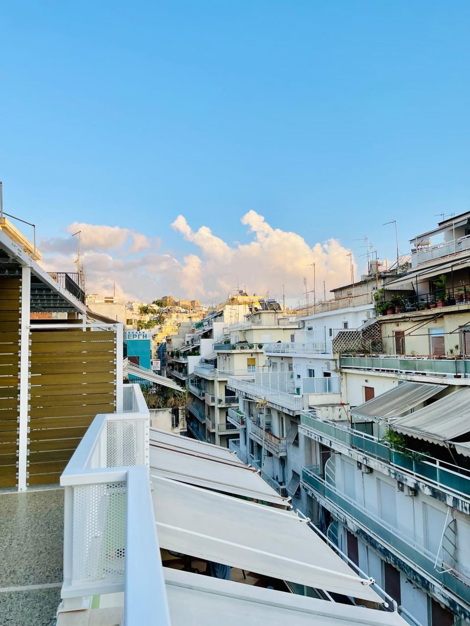 Neighbourhood, Balcony/Terrace, City view, Street view