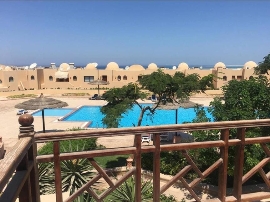 Pool view, Swimming pool