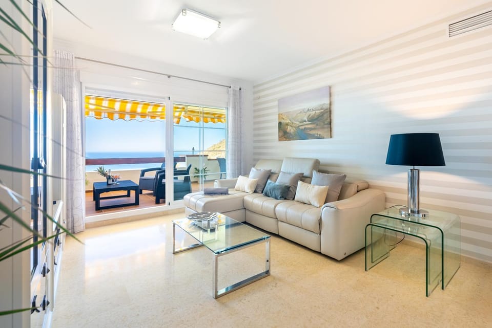 TV and multimedia, Living room, Photo of the whole room, Seating area, Sea view, air conditioner