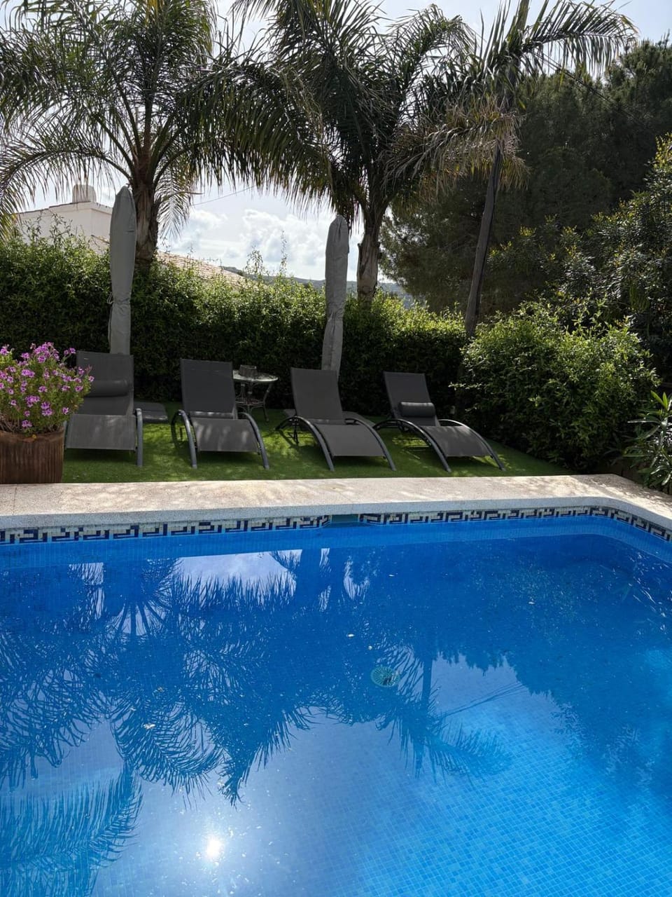 Property building, Swimming pool