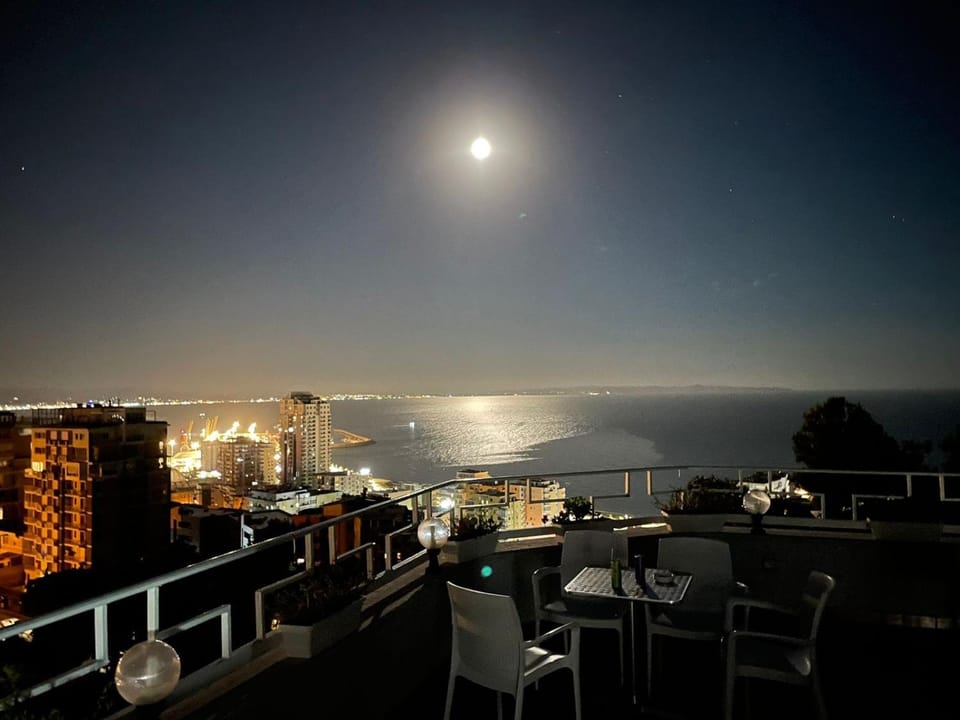 Night, Natural landscape, View (from property/room), Balcony/Terrace, City view, Sea view