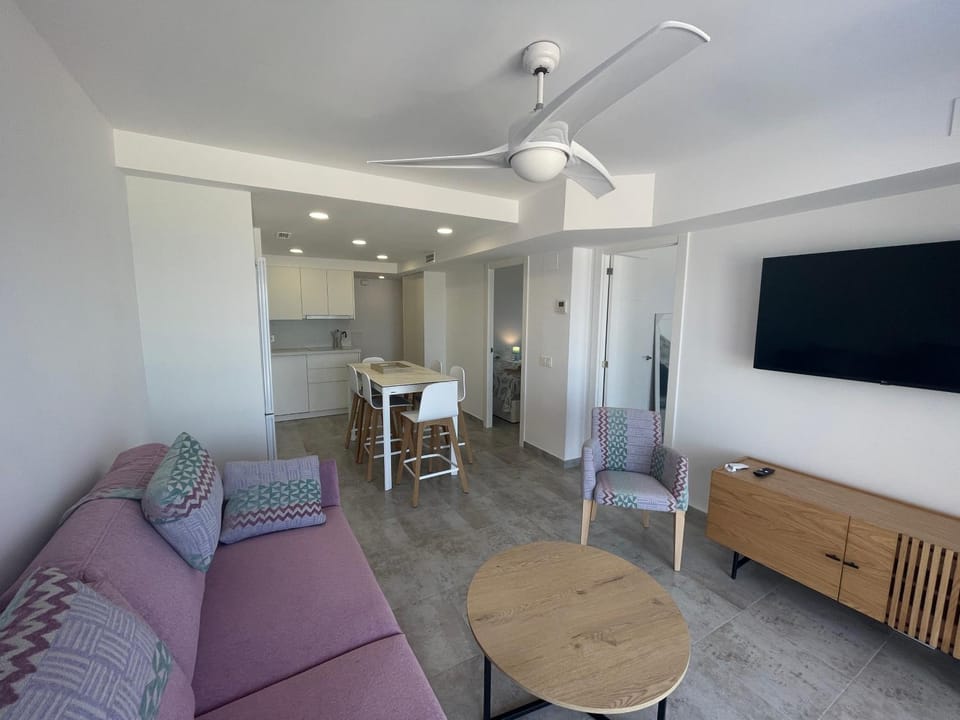 Medi Playa primera linea con piscina Apartment in Calp