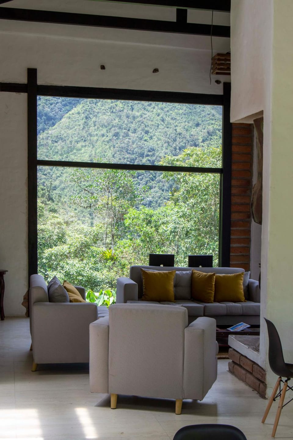 Living room, Mountain view