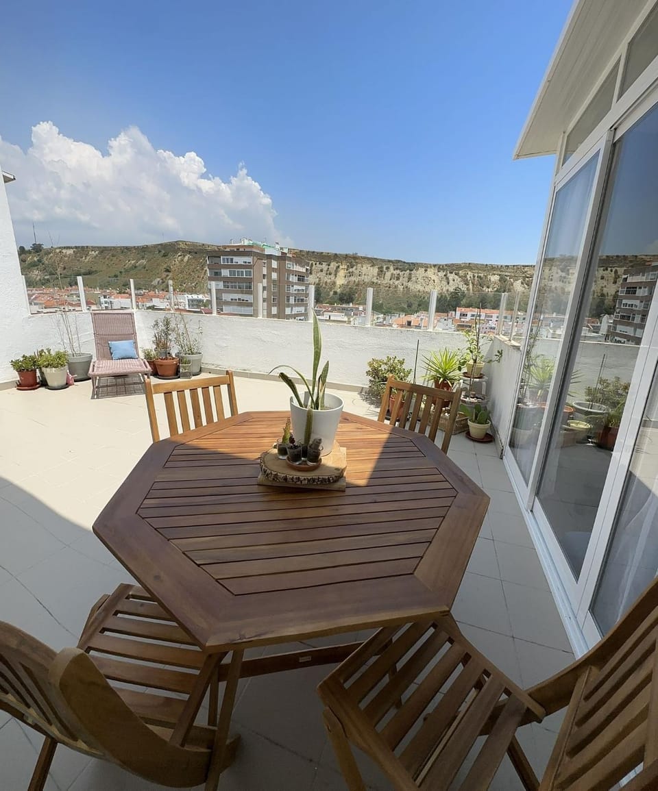 Natural landscape, View (from property/room), Balcony/Terrace, Dining area