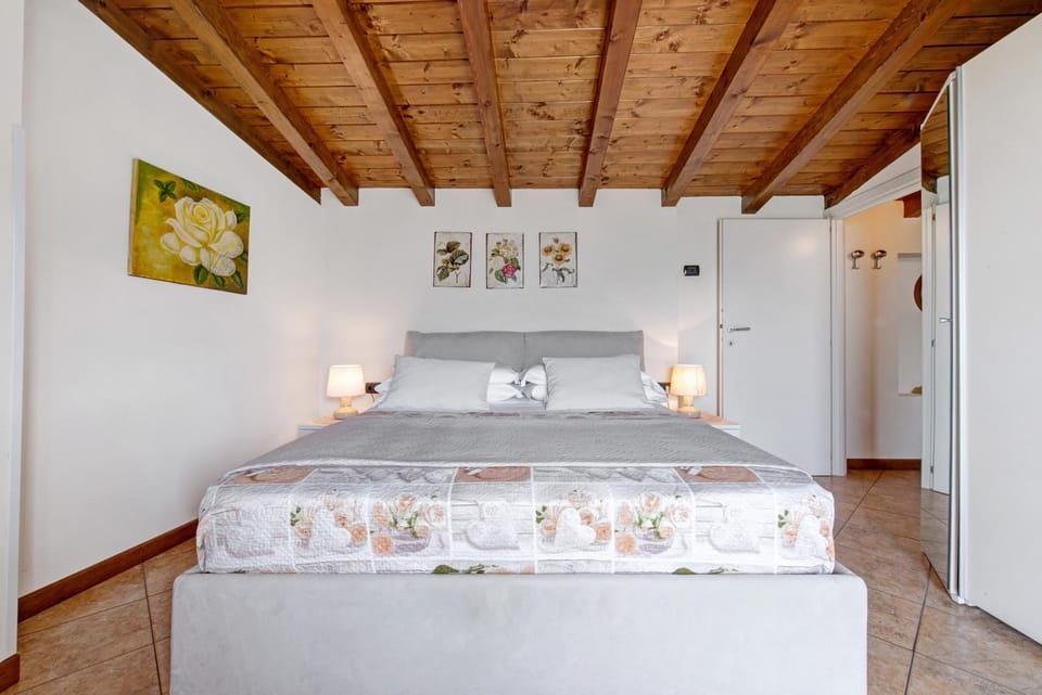 Property building, Living room, Bedroom