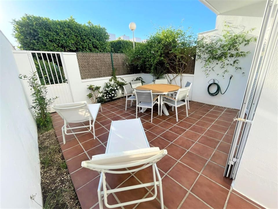 Patio, Balcony/Terrace
