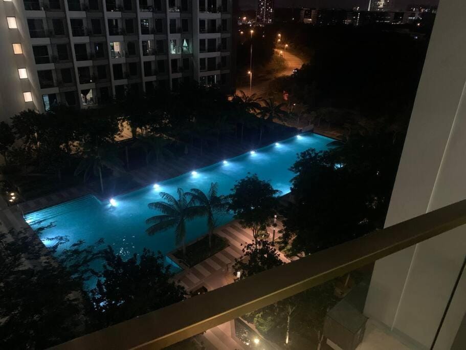 Closeup Pool View Romantic Couples Holiday 12 Apartment in Selangor, Malaysia