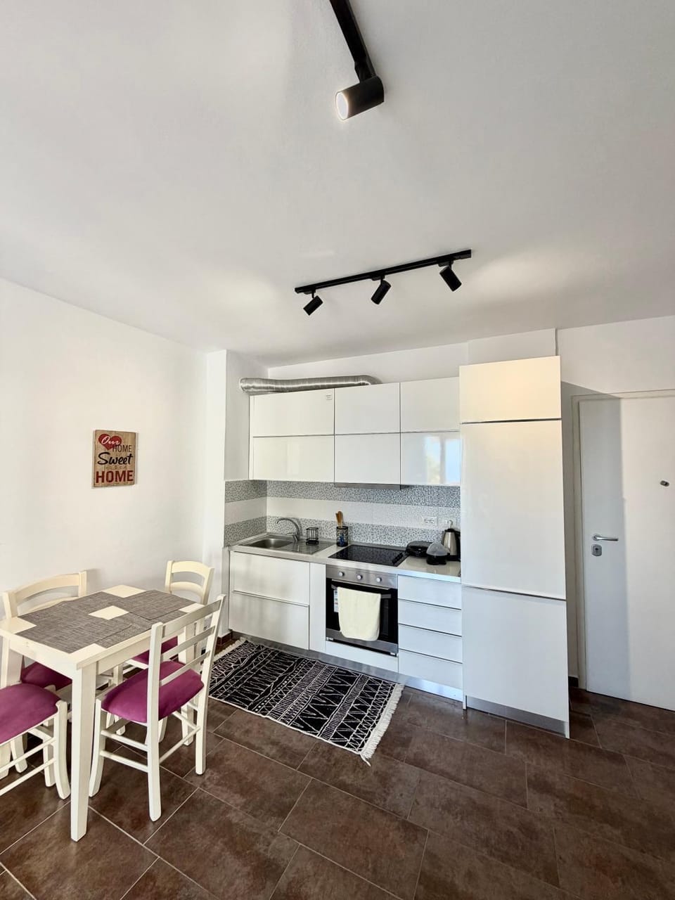 Seaview Apartment Apartment in Vlorë County, Albania