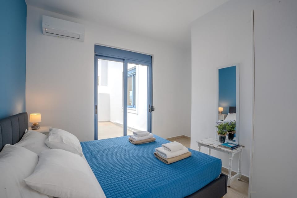 Villa Salomon- Seafront Villa with Private Pool Villa in Crete