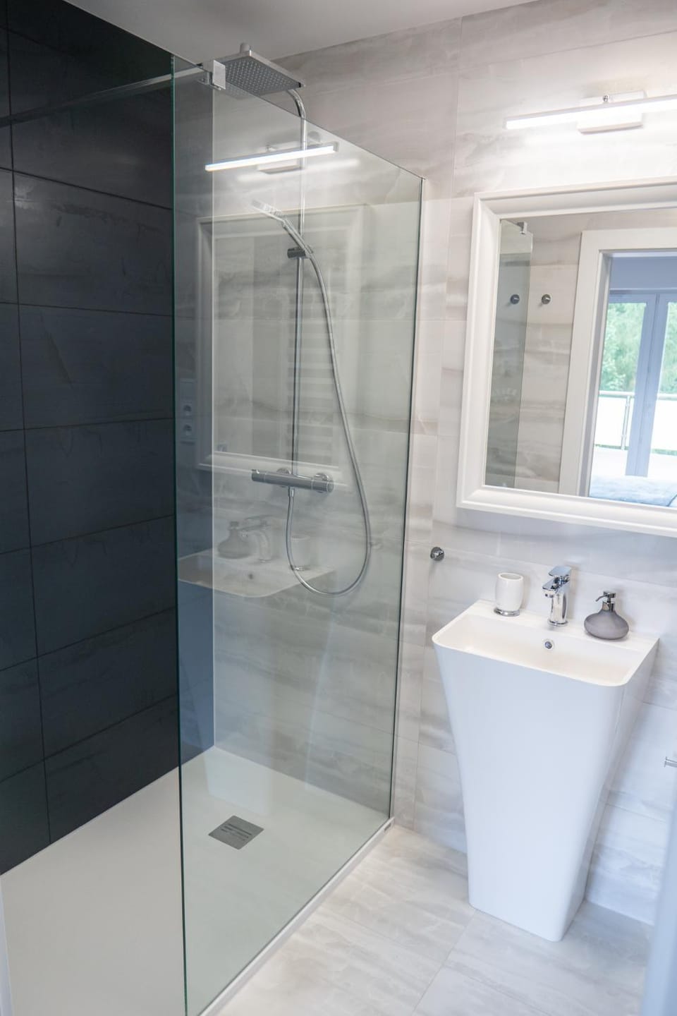 Shower, Bathroom