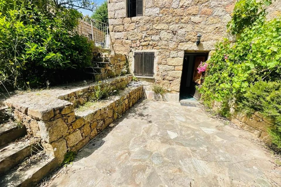 Paisible Holidays For 4 Gîte 60 M With Garden ! Apartment in Corsica
