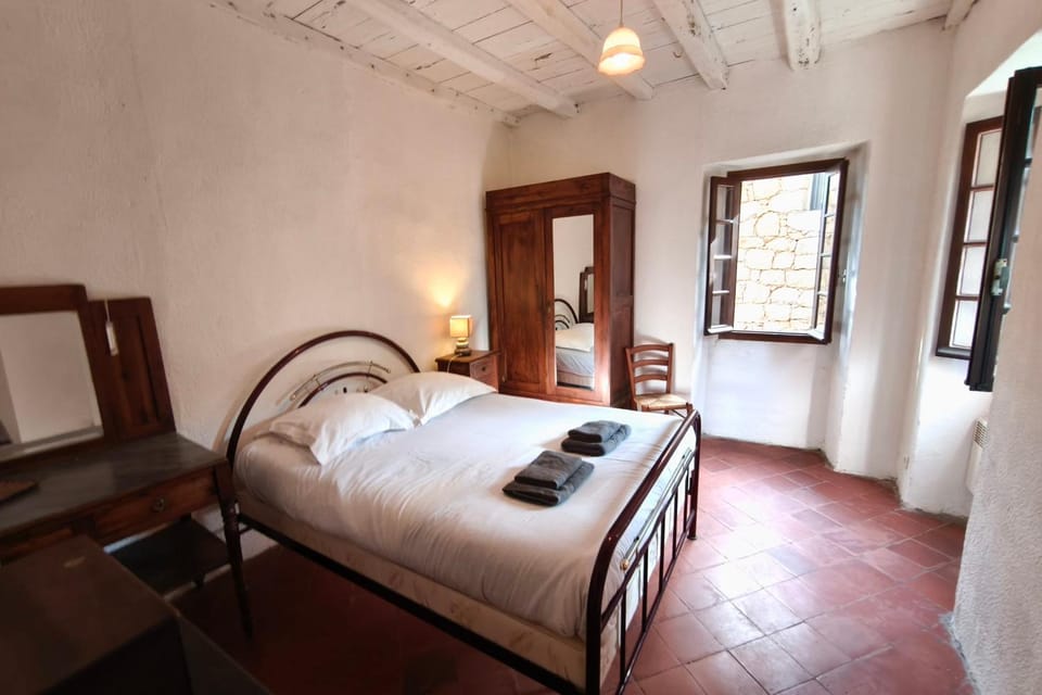 Paisible Holidays For 4 Gîte 60 M With Garden ! Apartment in Corsica
