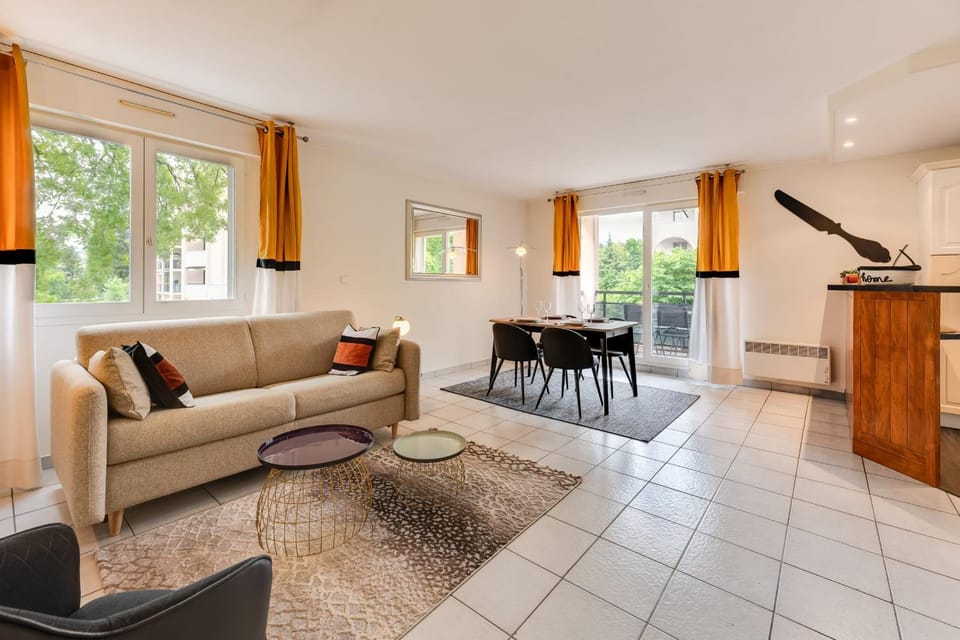 The Parc des Raisses - T2 for 4 people Apartment in Annecy