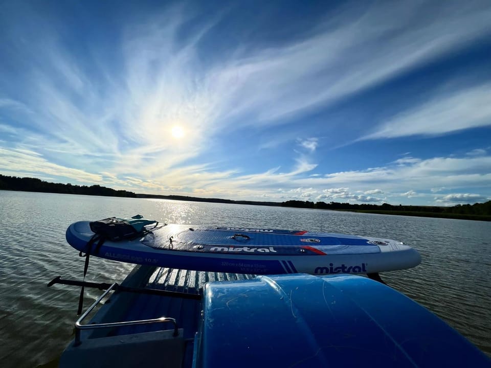 Day, Natural landscape, Activities, Lake view