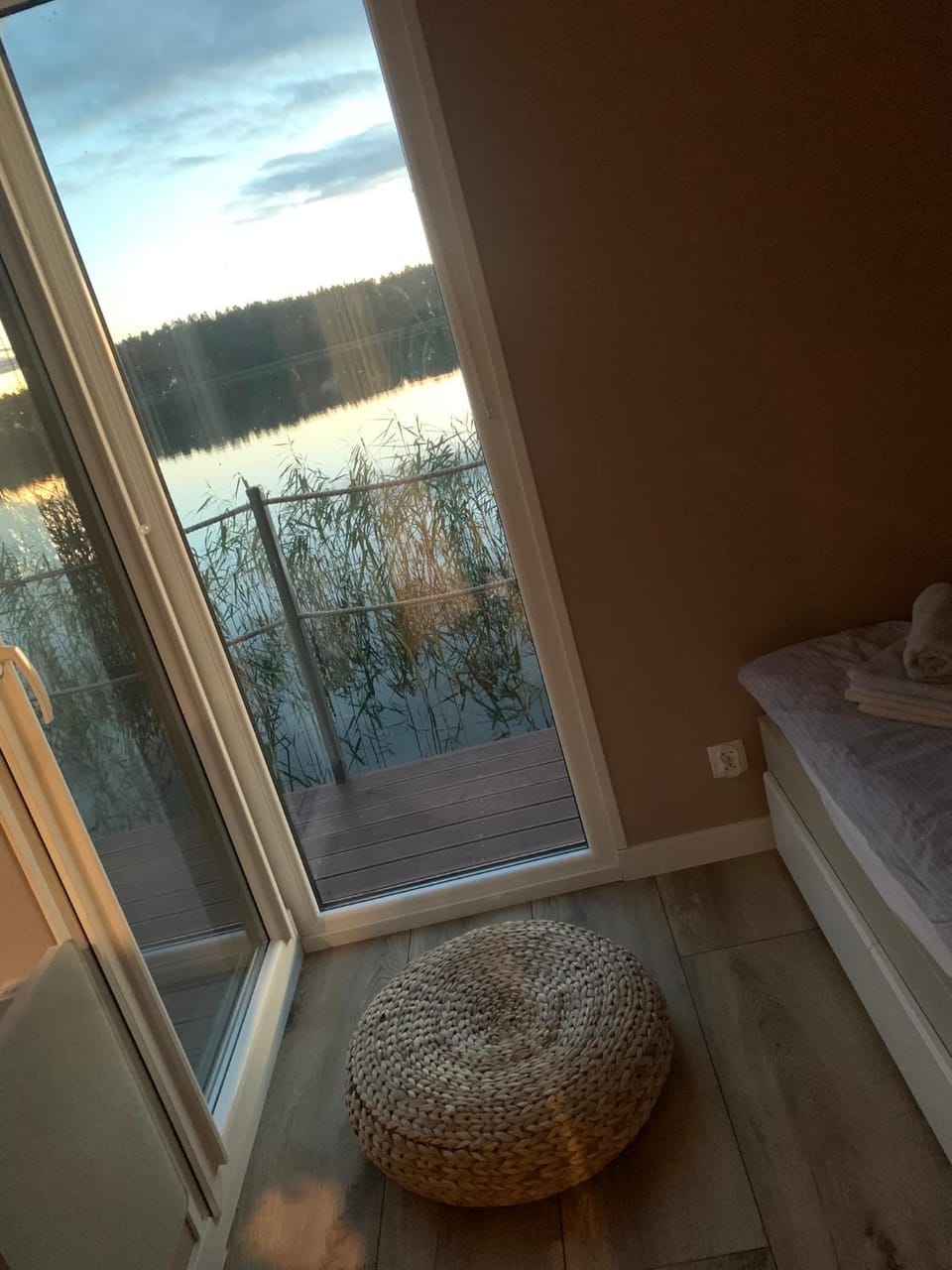 Bed, Natural landscape, View (from property/room), Balcony/Terrace, Photo of the whole room, Bedroom