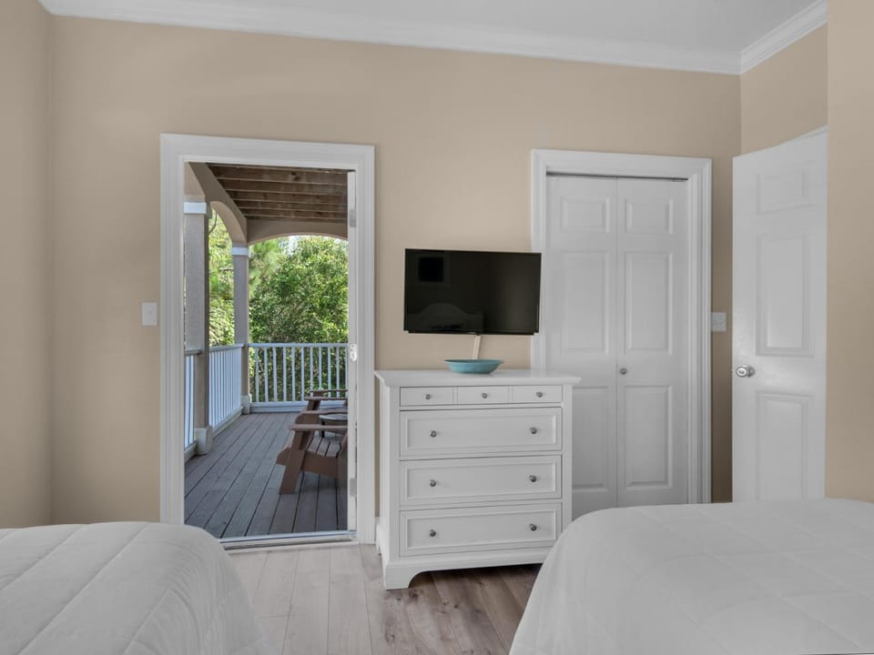 Slow M'Ocean by Newman-Dailey House in South Walton County