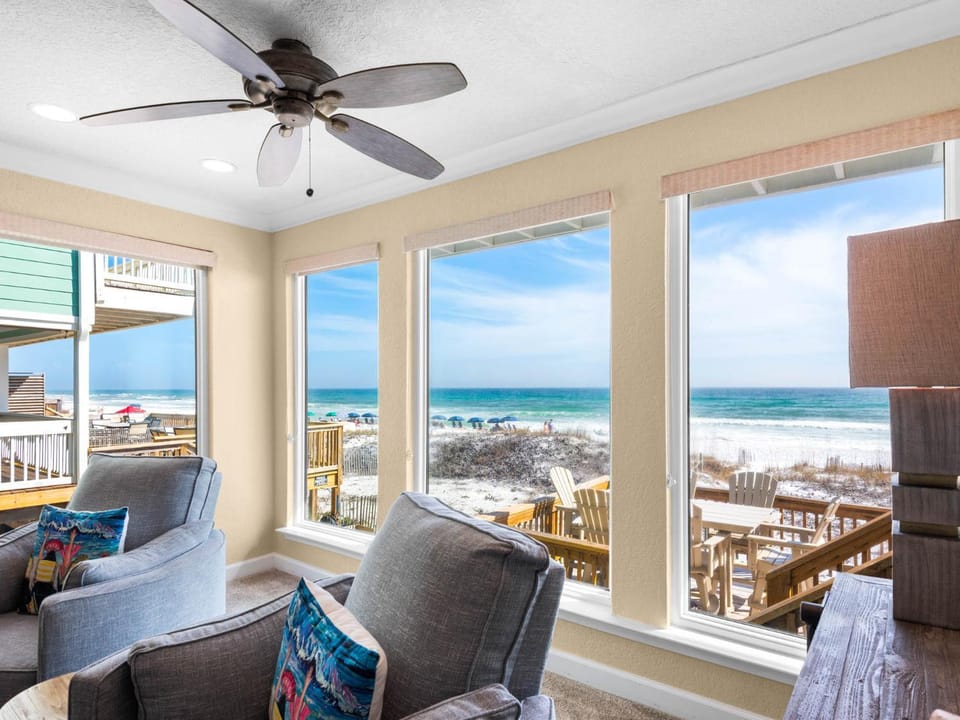 Day, View (from property/room), Living room, Seating area, Beach, Sea view, furniture
