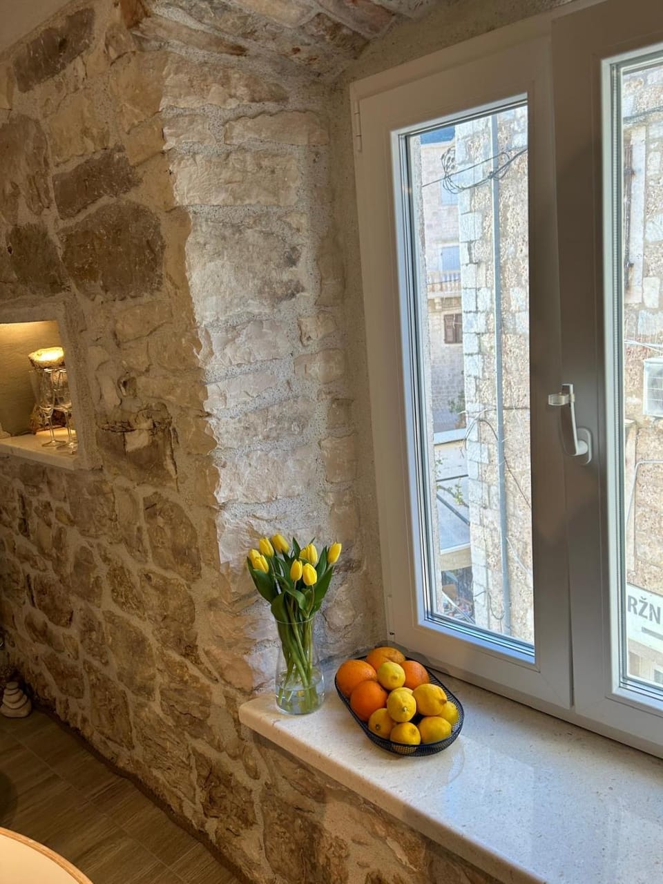 Sea Pearl Apartment in Komiža