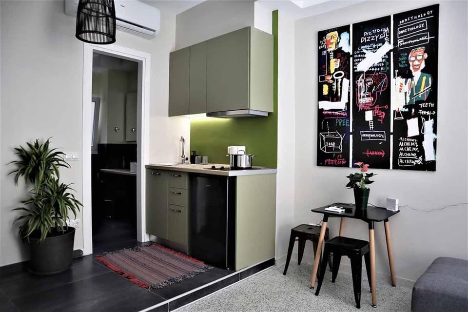 Central urban studio B Apartment in Athens
