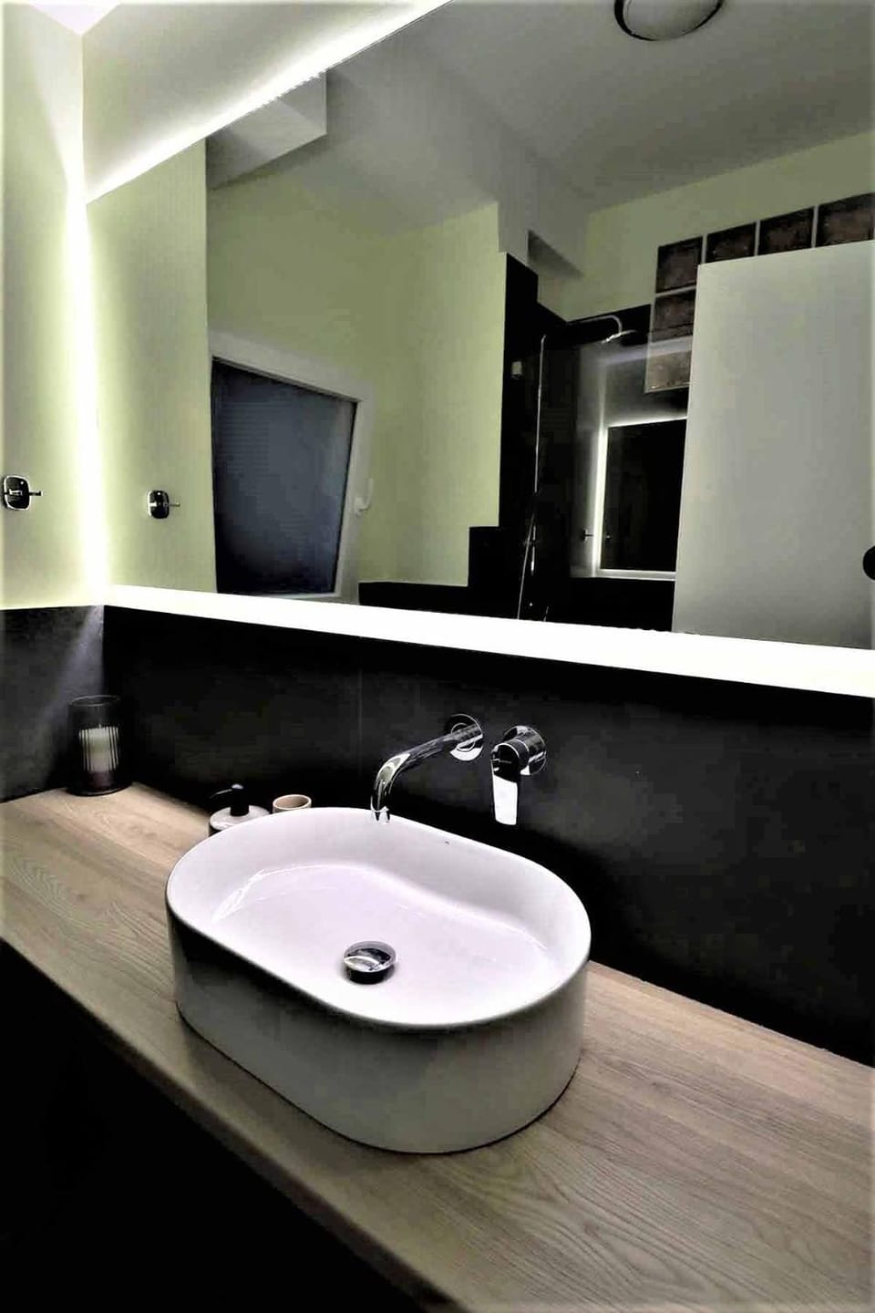 Central urban studio B Apartment in Athens