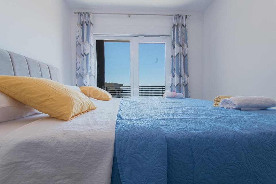 Bedroom, Sea view