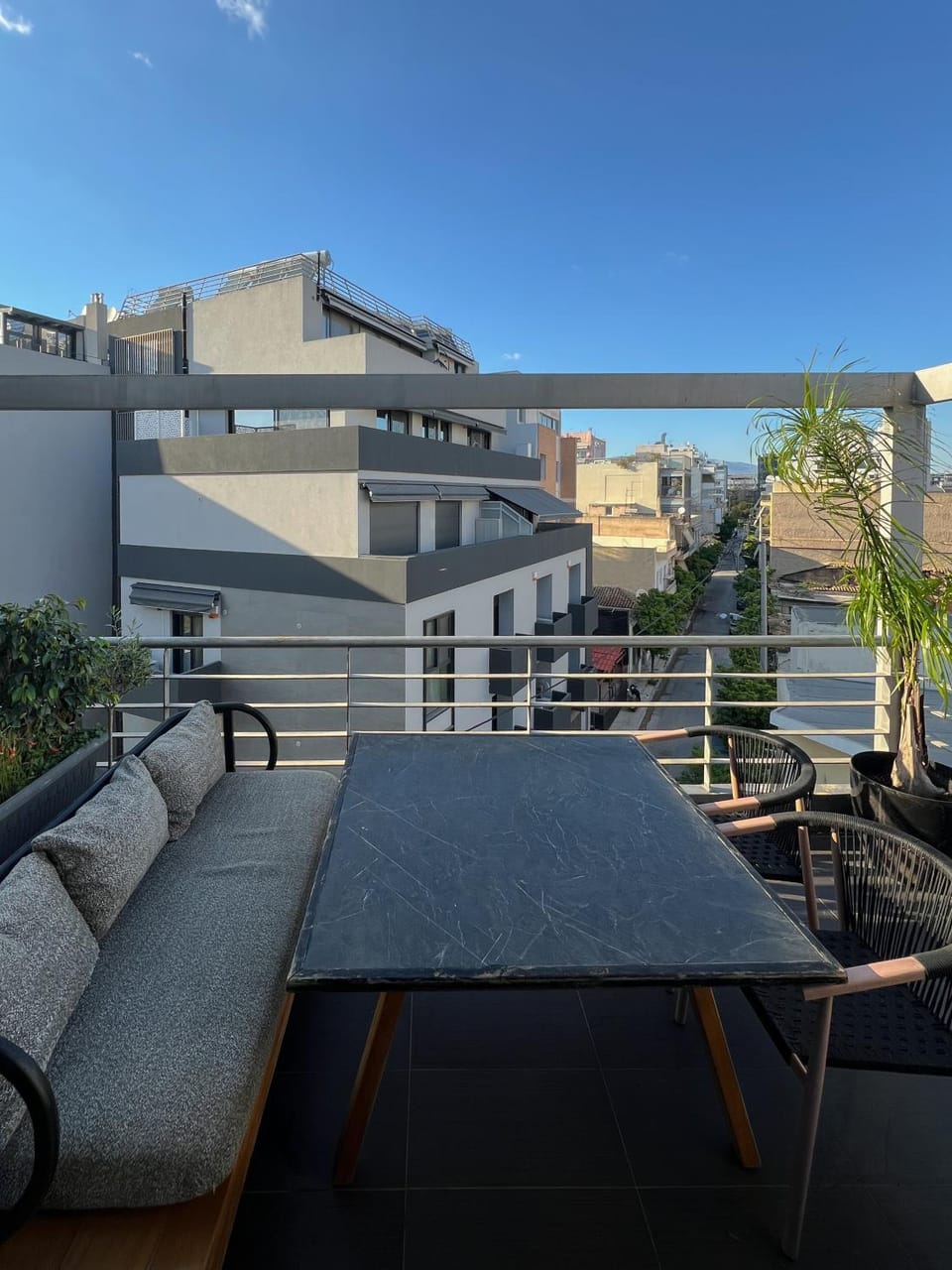 Minimal New Loft next to Subway Apartment in Athens