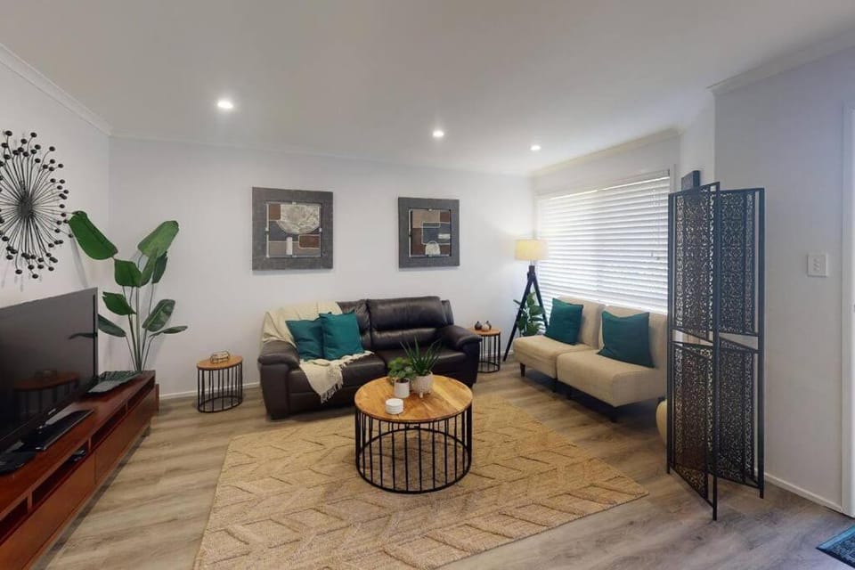 “LA MAISON” House in Caboolture