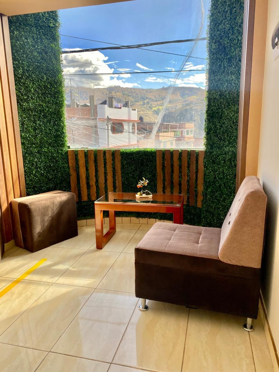 View (from property/room), Living room, Lobby or reception, Seating area