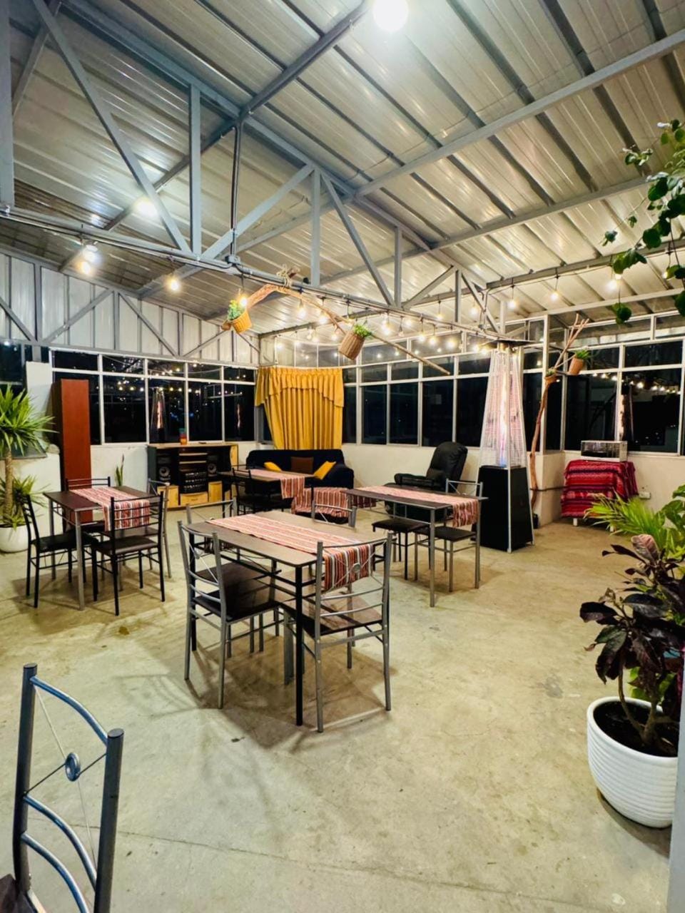 Seating area
