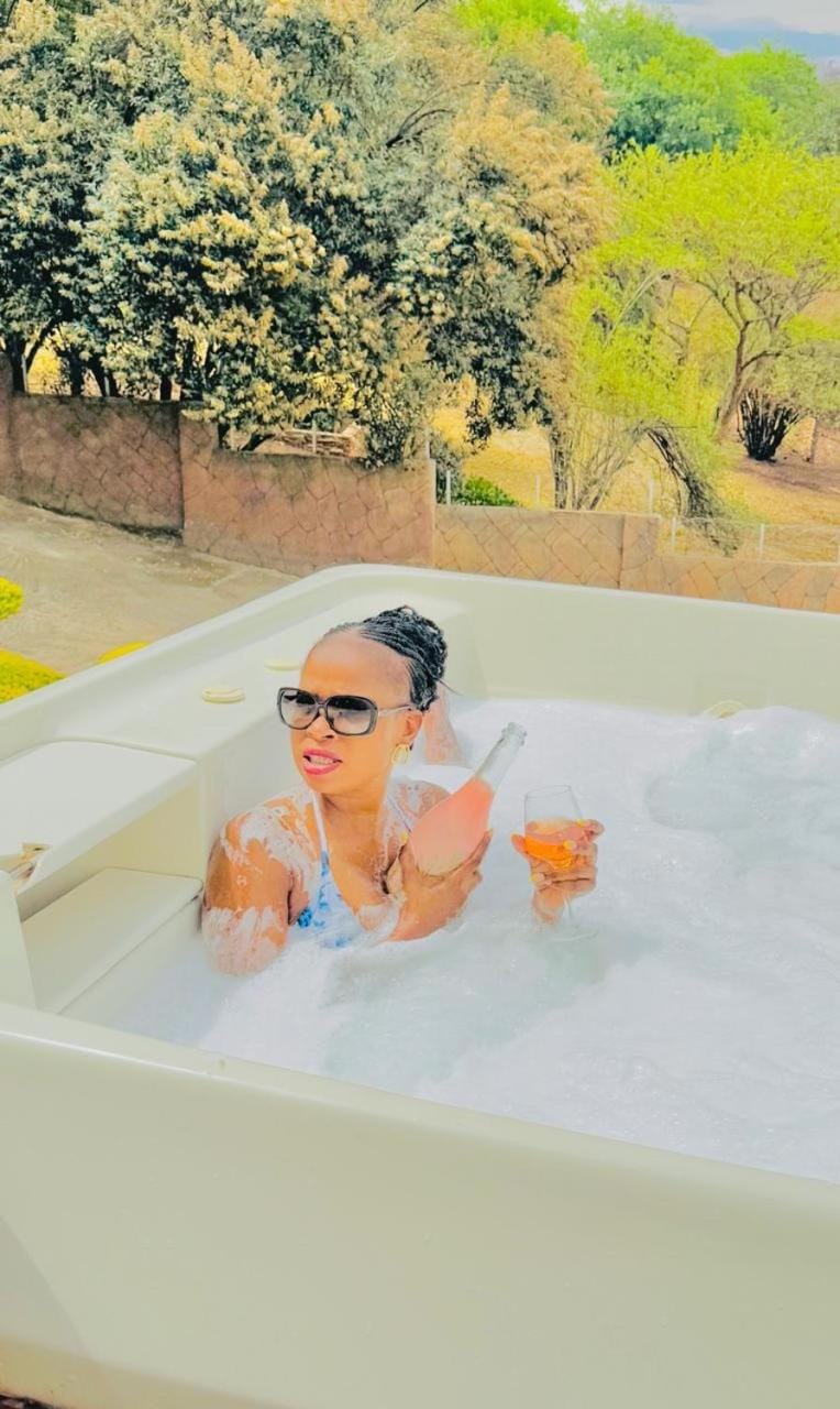 Maupa Mountain view Bed and Breakfast in Roodepoort