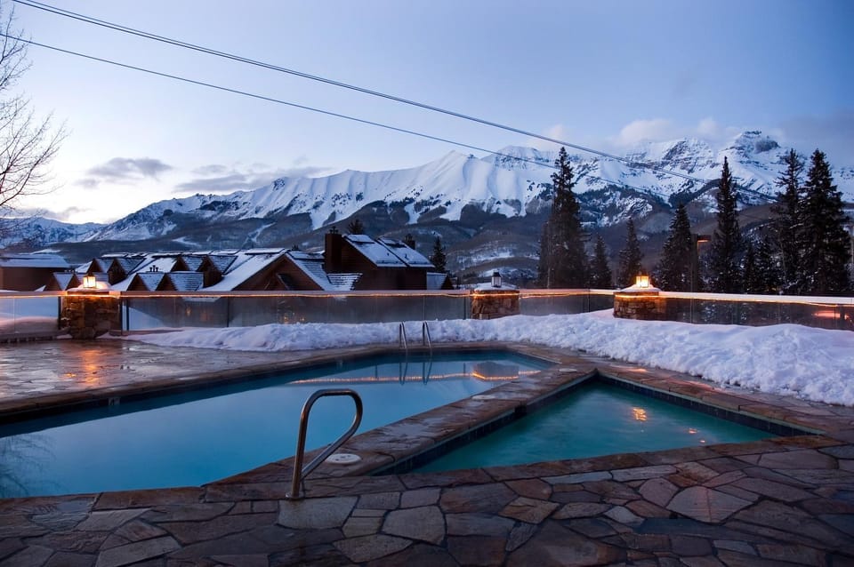 Hot Tub, Swimming pool