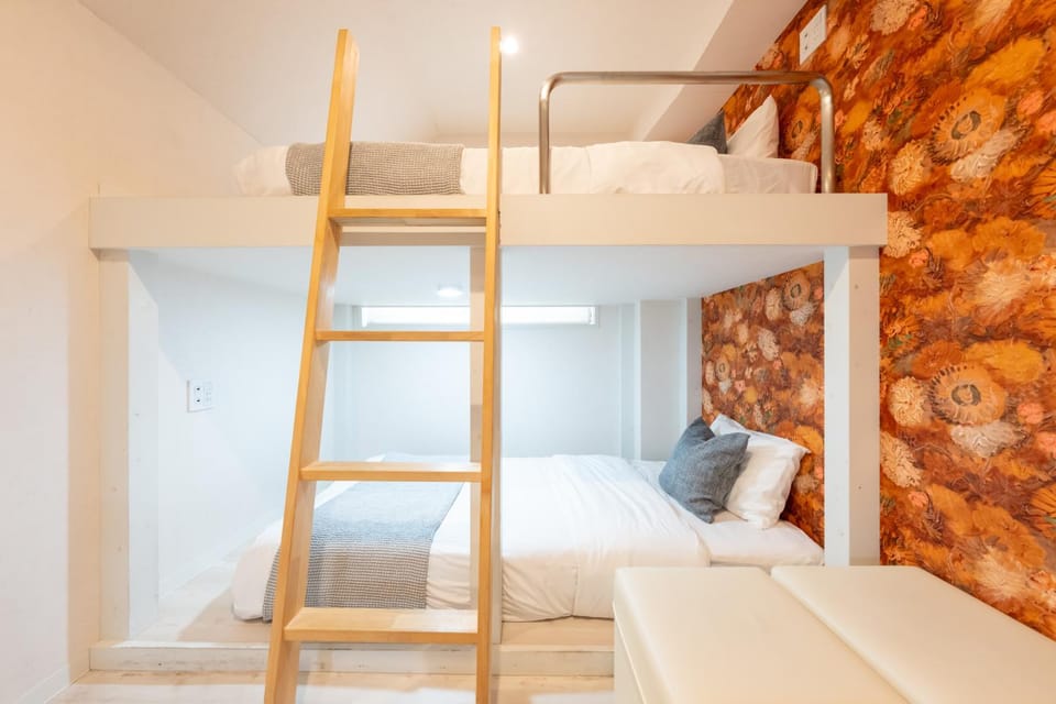 bunk bed