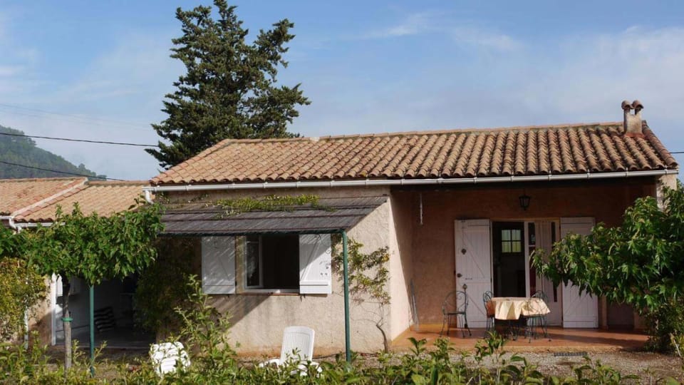 Gîte au milieu des vignes g285 House in Vidauban