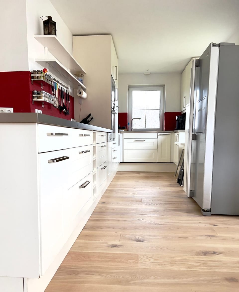 Kitchen or kitchenette, dishwasher, oven, stove
