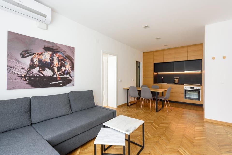 Living room, Dining area, kitchen